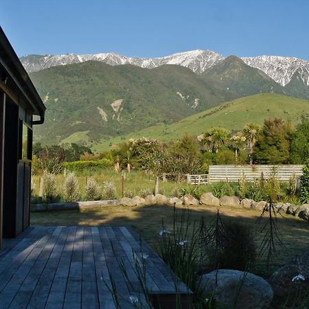 Kanuka Terrace - The Little Black House Hapuku 外观 照片